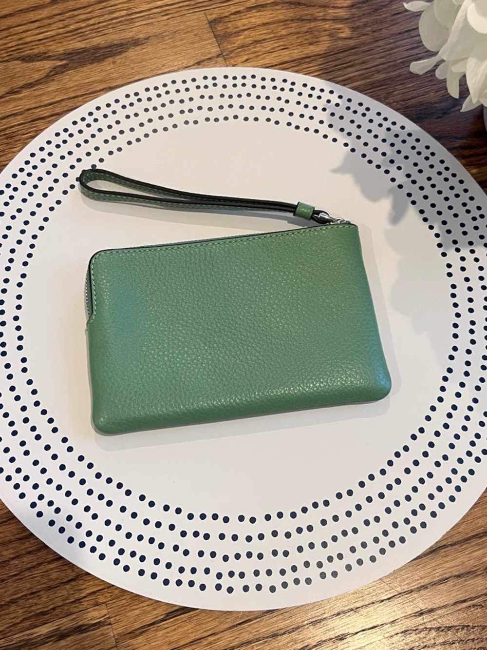 Coach Green Pebbled Leather Wristlet - Picture 5 of 7